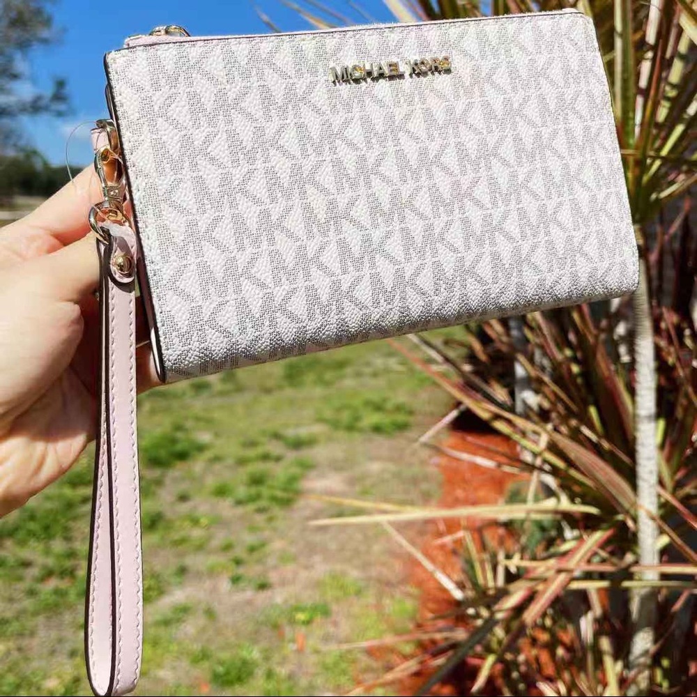 Michael Kors Large Wristlet